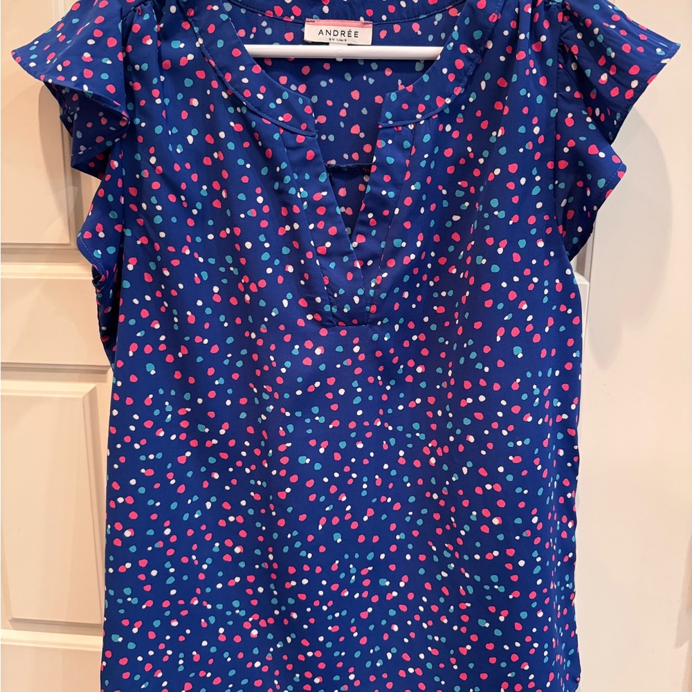 Andree by Unit top Navy Dot Flutter Sleeve Blouse - S